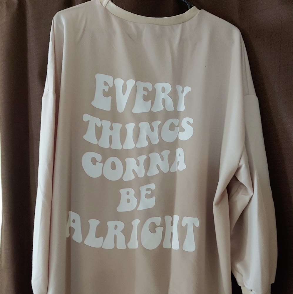 Women's pullover Brand New